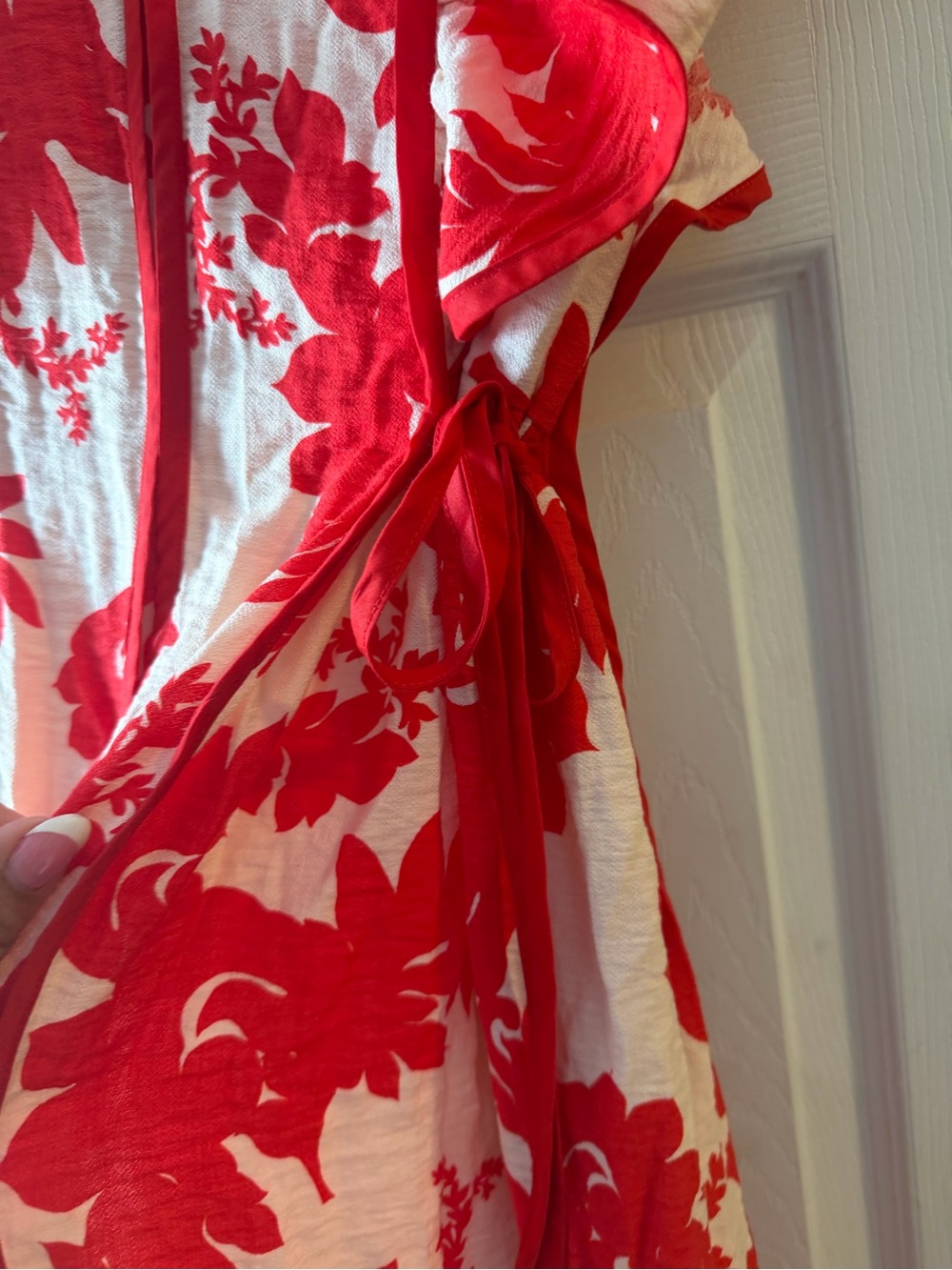 entro Pink & Red Trim Floral Top - Picture 4 of 5